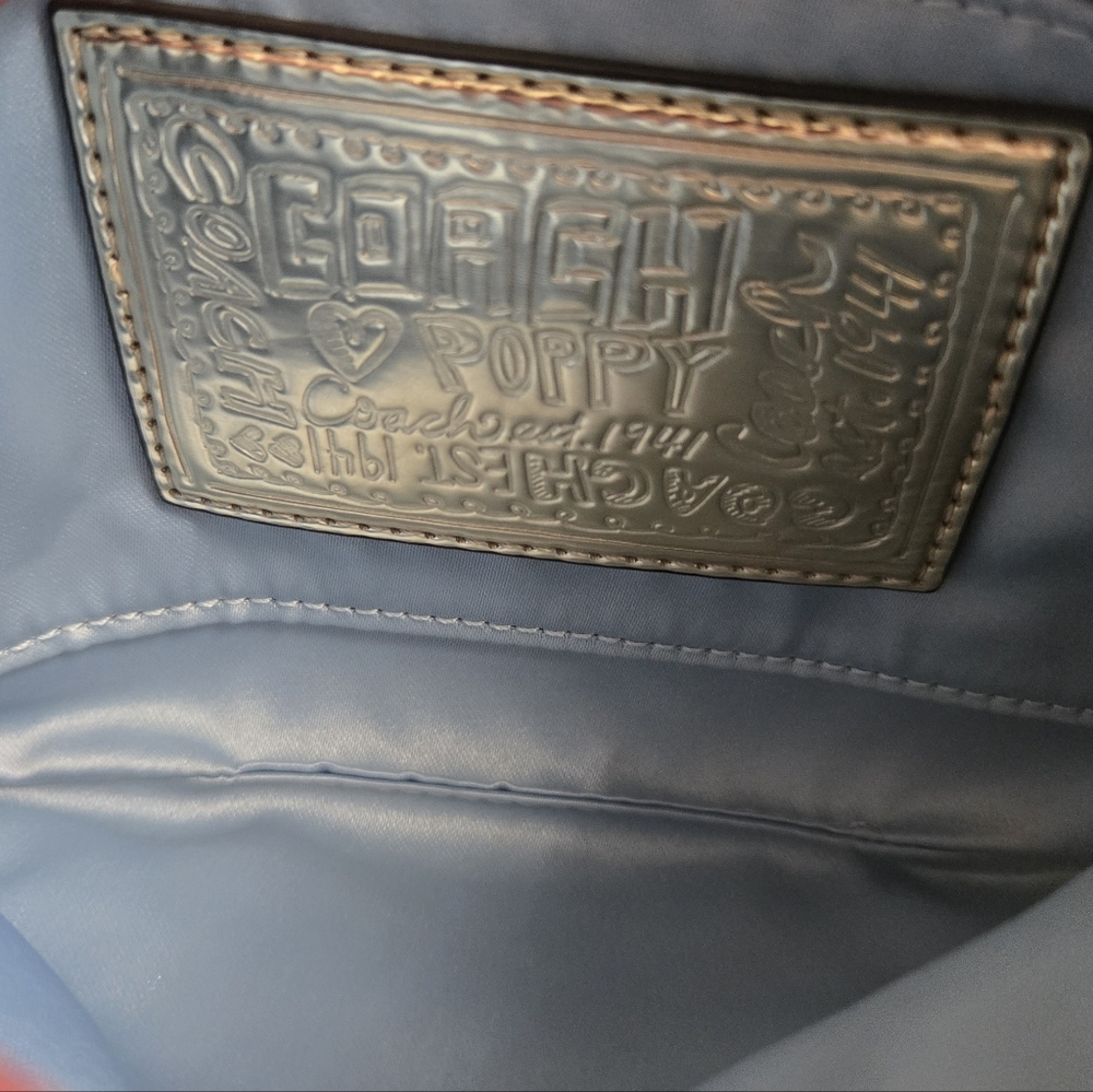 EUC Rare Coach Poppy Patent Leather & Embroided Canvas Small Clutch Wristlet - Picture 9 of 13